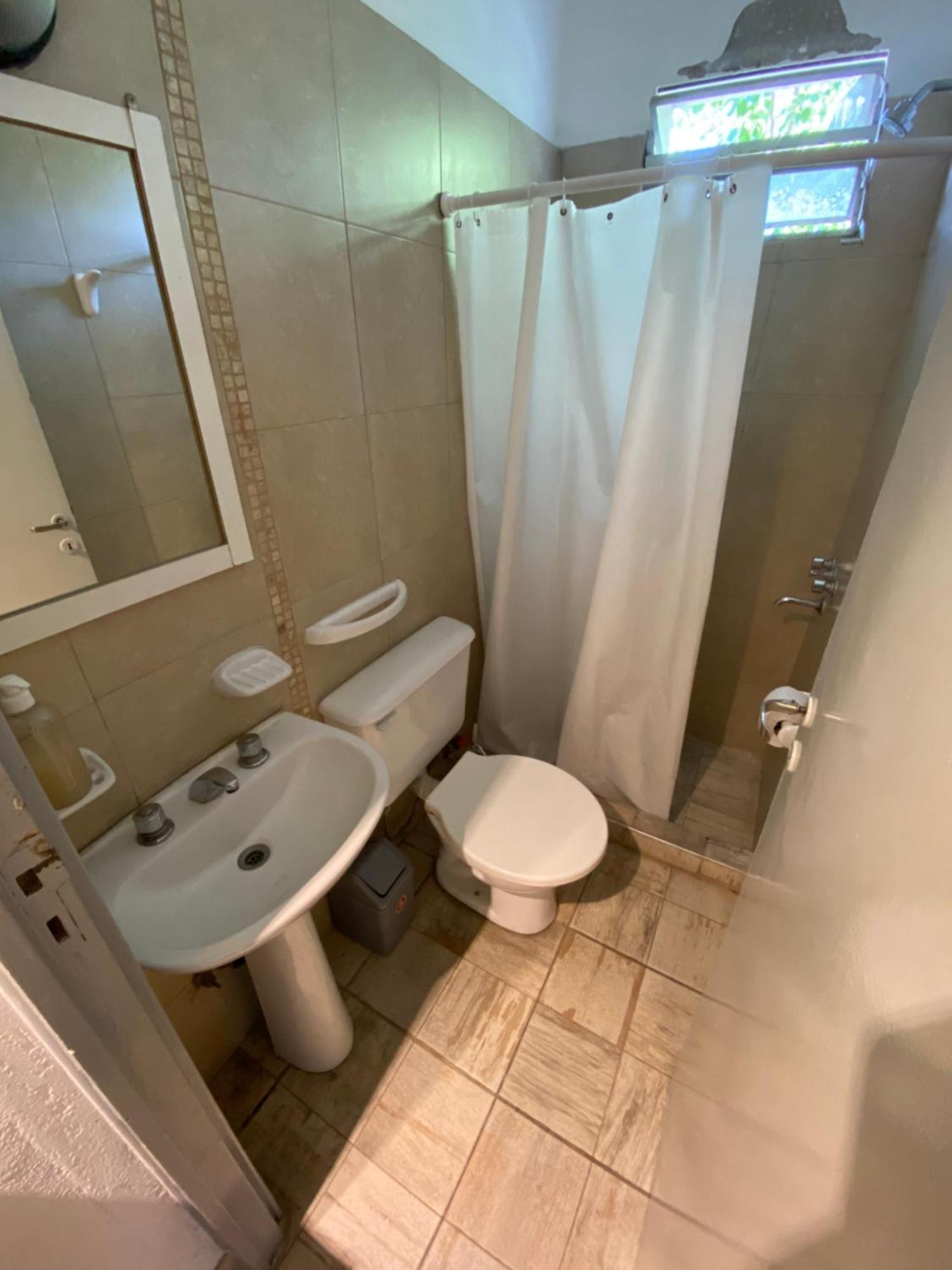 Dptos S & J Mendoza Pansiyon Guaymallen Dış mekan fotoğraf